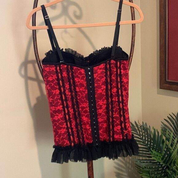 Red  Lace Corset - Picture 4 of 5